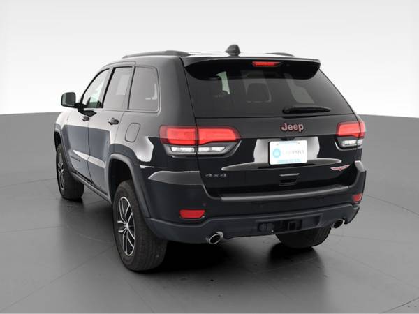 2018 Jeep Grand Cherokee Trailhawk Sport Utility 4D suv Black for sale in Lexington, KY – photo 8