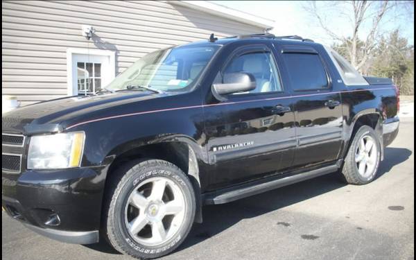 2007 chevy avalanche for sale in Rochester , NY – photo 2