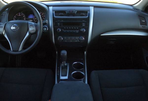 2014 Nissan Altima 2.5S - cars & trucks - by owner - vehicle... for sale in WAUKEE, IA – photo 12