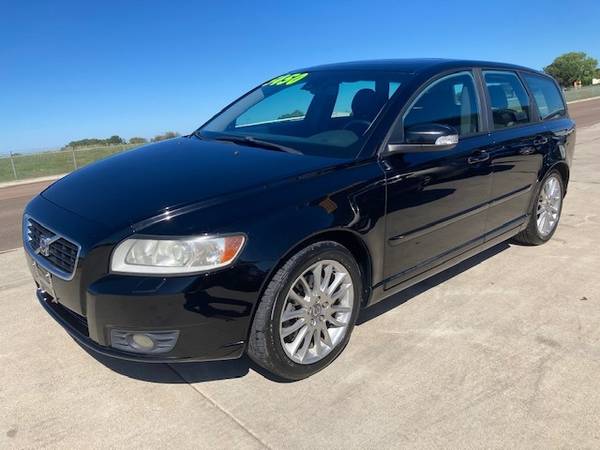 2009 Volvo V50 4dr Wgn 2.4L FWD Extra Clean! - cars & trucks - by... for sale in Killeen, TX – photo 2