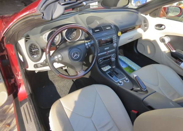 2006 Mercedes SLK-280 Convertible - cars & trucks - by owner -... for sale in Germantown, District Of Columbia – photo 4