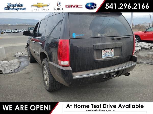 2007 GMC Yukon AWD All Wheel Drive Denali SUV - - by for sale in The Dalles, OR – photo 3