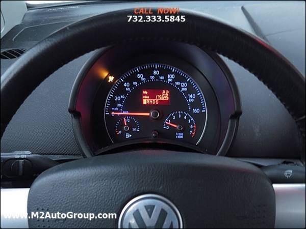 2006 Volkswagen New Beetle 2.5 PZEV 2dr Coupe (2.5L I5 6A) - cars &... for sale in East Brunswick, NJ – photo 8