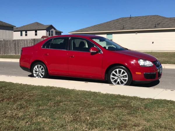 2010 Volkswagen Jetta, 2.5 very reliable, cold a.c., runs smooth -... for sale in Kyle, TX – photo 2