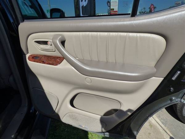 2006 TOYOTA SEQUOIA LIMITED LEATHER SUNROOF CAPTAIN CHAIRS - cars & for sale in San Diego, CA – photo 11
