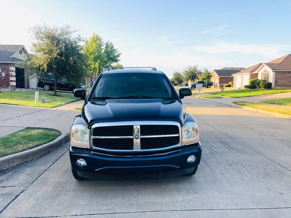2006 Dodge Durango limited , V8 , clean title for sale in Arlington, TX – photo 2