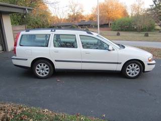 VOLVO V-70 Wagon - cars & trucks - by owner - vehicle automotive sale for sale in Springfield, MO – photo 12
