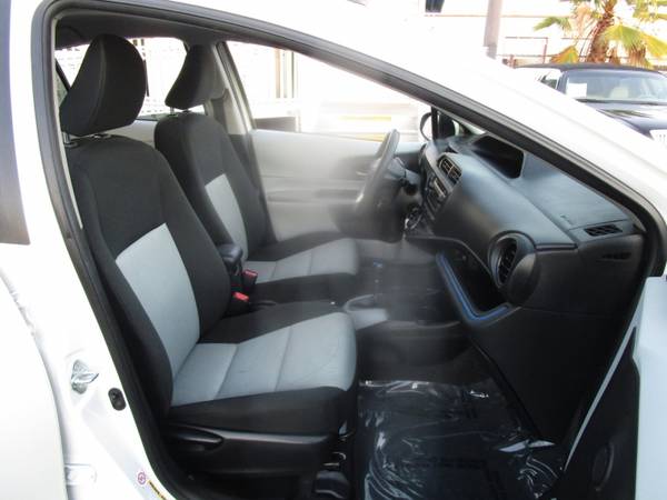 2013 Toyota Prius C - RECENTLY SMOGGED - OIL AND OIL FILTER CHANGED... for sale in Sacramento , CA – photo 5