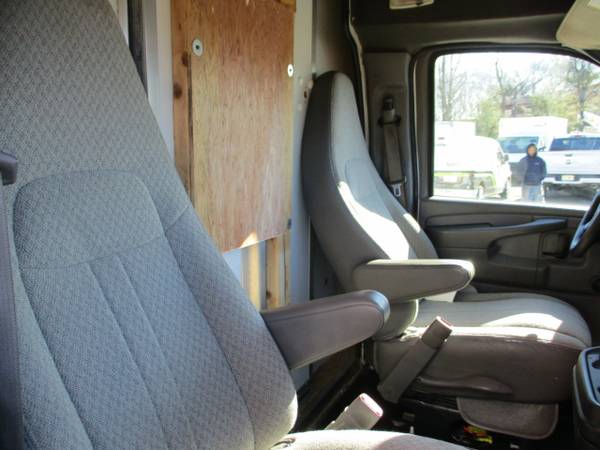 2012 Chevrolet Express Commercial Cutaway 3500, 12 FOOT ENCLOSED for sale in South Amboy, NY – photo 19