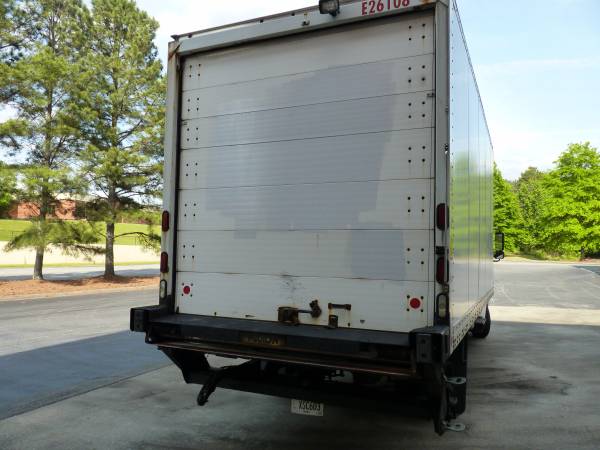 2010 HINO Toyota 185 Box Truck Turbo Diesel Liftgate LOW MILES for sale in Roswell, GA – photo 8