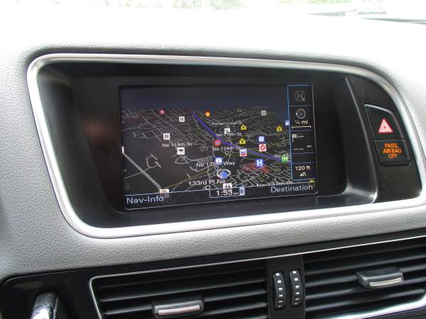 2011 Audi Q5 3.2L Prestige- AWD, Navi, Pano Roof, Bluetooth, LOADED!! for sale in Kirkland, WA – photo 15
