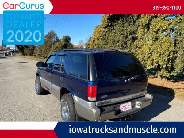 2001 GMC Jimmy 4dr 4WD SLS with Rear seat HVAC ducts - cars & trucks... for sale in Cedar Rapids, IA – photo 4