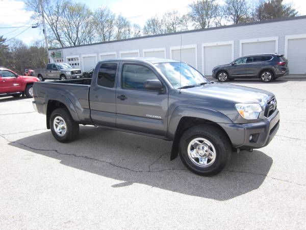 2013 Toyota Tacoma Access Cab SR5 4x4 V6 Auto 202K ONE OWNER 14950 for sale in East Derry, RI – photo 3