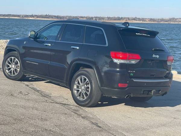 2014 Jeep Grand Cherokee - Financing Available! - cars & trucks - by... for sale in Junction City, NE – photo 9