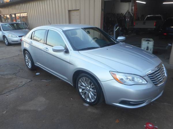 2012 CHRYSLER 200 LX, TRADES WELCOME*CASH OR FINANCE for sale in Benton, AR