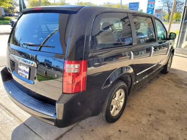 2008 DODGE GRAND CARAVAN - - by dealer - vehicle for sale in MILWAUKEE WI 53209, WI – photo 5