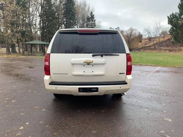 2008 Chevrolet Suburban 1500 - Financing Available! - cars & trucks... for sale in Kalispell, MT – photo 7