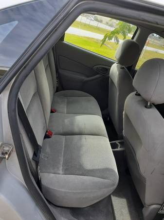 Ford Focus 5 speed manual shift 78k miles - cars & trucks - by owner... for sale in Cape Coral, FL – photo 11