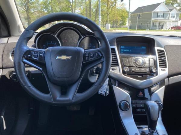 2015 Chevrolet Cruze LT, WARRANTY, AUX/USB PORT, POWER DRIVERS SEAT for sale in Norfolk, VA – photo 16