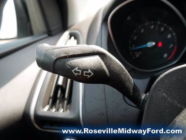 2012 Ford Focus Titanium - - by dealer - vehicle for sale in Roseville, MN – photo 24