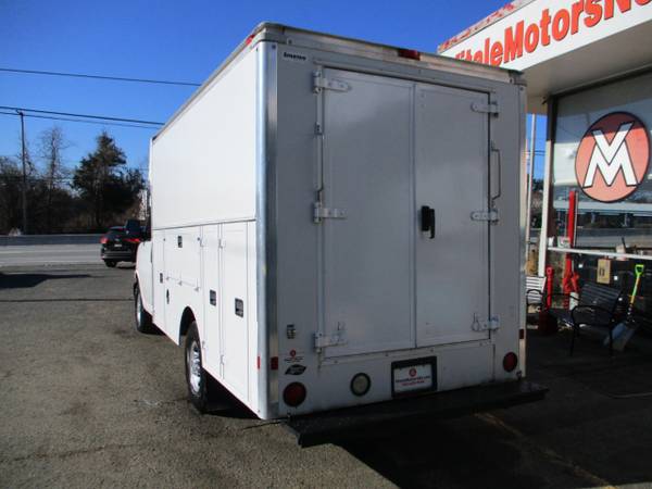 2012 Chevrolet Express Commercial Cutaway 3500, 12 FOOT ENCLOSED for sale in South Amboy, NY – photo 4
