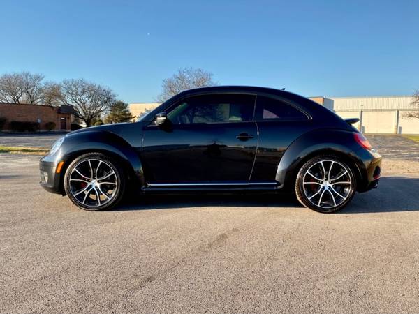 2012 Volkswagen BEETLE TURBO - cars & trucks - by dealer - vehicle... for sale in Carol Stream, IL – photo 3