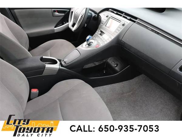 2015 Toyota Prius Hybrid Three - hatchback - - by for sale in Daly City, CA – photo 15