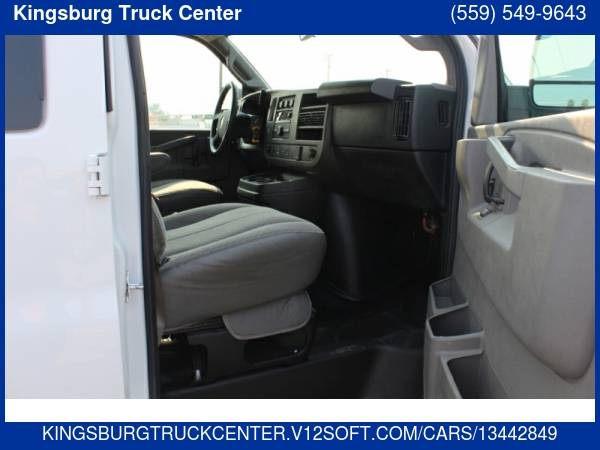 2018 GMC Savana Passenger LT 3500 3dr Extended Passenger Van - cars... for sale in Kingsburg, CA – photo 14