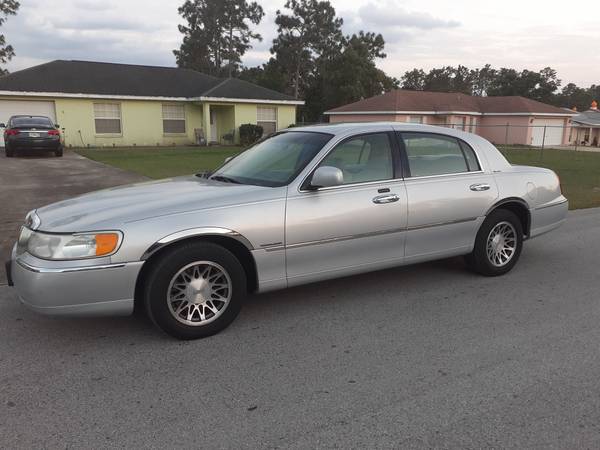 2000 Lincoln town car for sale in Ocala, FL – photo 2