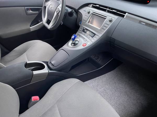 2013 Toyota Prius Plugin Hybrid Hatchback 4D hatchback Gray -... for sale in Farmington, MI – photo 22