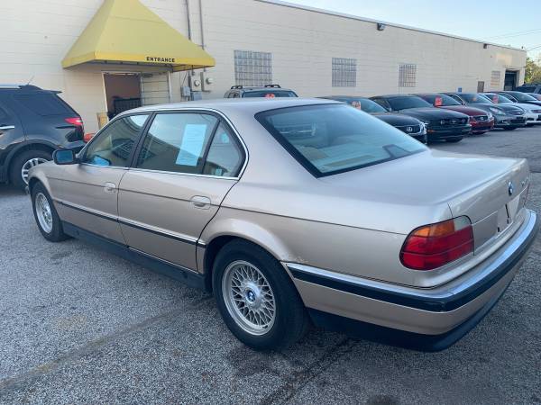 1997 BMW 740 iL. SUNROOF!!! POWER SEATS!!! HEATED LEATHER SEATS!!! for sale in Cleveland, OH – photo 3