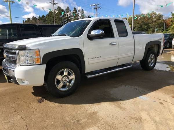 2011 Chevrolet Silverado 1500 Extended Cab ***Special Holiday... for sale in Madison, WI – photo 3