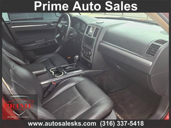 2010 CHRYSLER 300 TOURING - - by dealer - vehicle for sale in Wichita, KS – photo 12