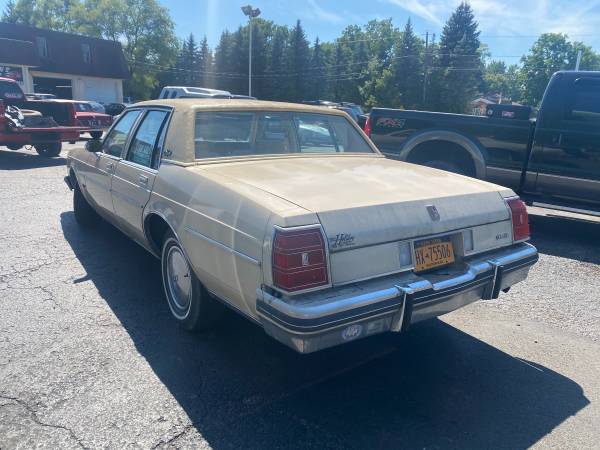 1982 Oldsmobile delta 88 - cars & trucks - by owner - vehicle... for sale in Lancaster, NY – photo 3
