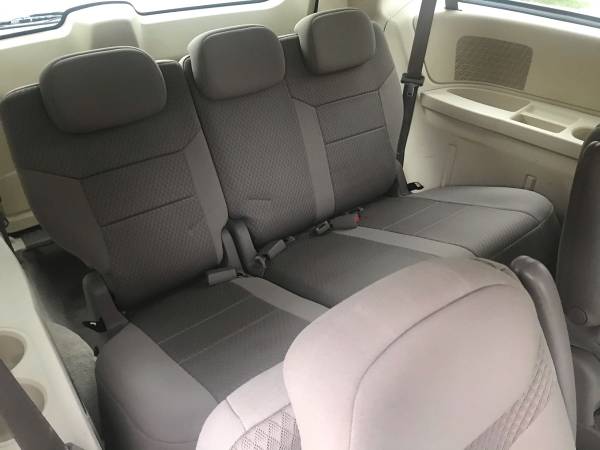 2010 Chrysler town and country, touring edition, 7 Pass, Stow&Go,... for sale in NEW YORK, NY – photo 5