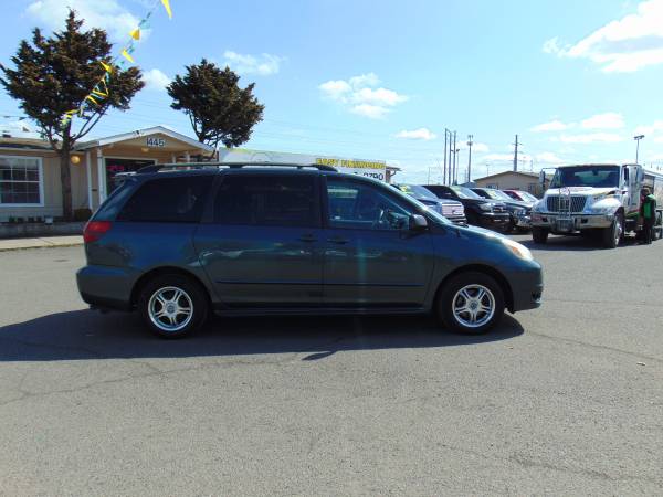 2005 TOYOTA SIENNA CE - - by dealer - vehicle for sale in Eugene, OR – photo 2