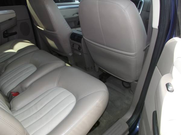 2004 Mercury Mountaineer 4x4 V8 3rdRow Sunroof Htd Leather Great for sale in Des Moines, IA – photo 13