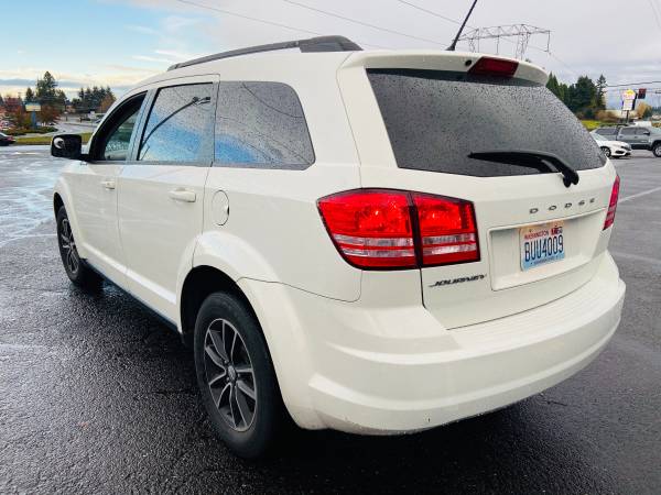 2017 Dodge Journey SE // 3rd row seating // LOW MILES - cars &... for sale in Vancouver, OR – photo 7