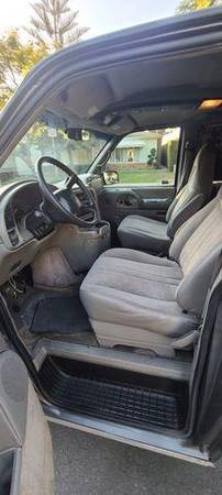 2000 Chevrolet Chevy Astro Passenger Minivan 3D - FREE CARFAX ON... for sale in Los Angeles, CA – photo 16