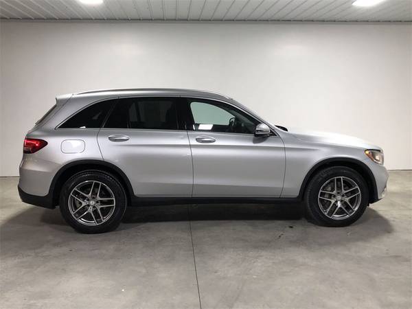 2016 Mercedes-Benz GLC GLC 300 4MATIC - cars & trucks - by dealer -... for sale in Buffalo, NY – photo 9