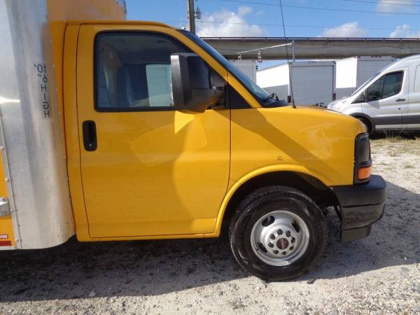 2017 Chevrolet Chevy Express Cutaway G3500 3500 DRW 16FT SUPREME BOX for sale in Hialeah, FL – photo 22
