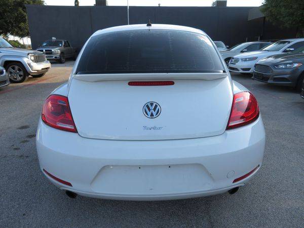 2012 VOLKSWAGEN BEETLE TURBO WHITE -EASY FINANCING AVAILABLE for sale in Richardson, TX – photo 6
