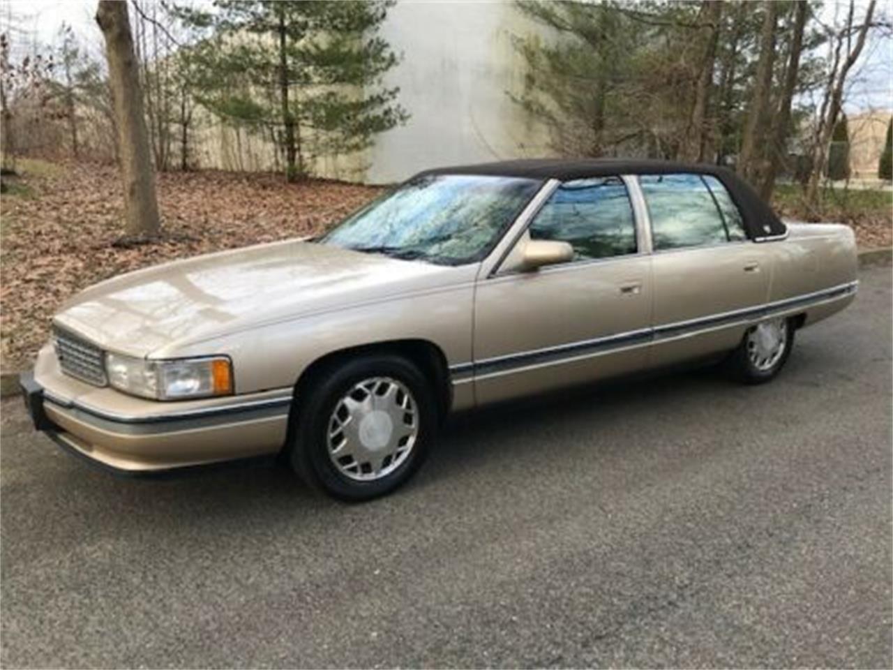 1995 Cadillac DeVille for sale in Cadillac, MI