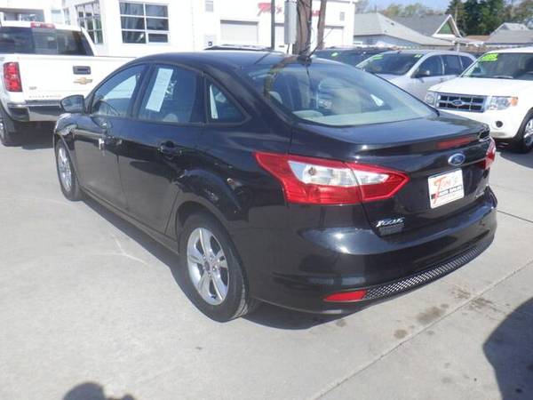 2013 Ford Focus SE - - by dealer - vehicle automotive for sale in Des Moines, IA – photo 5