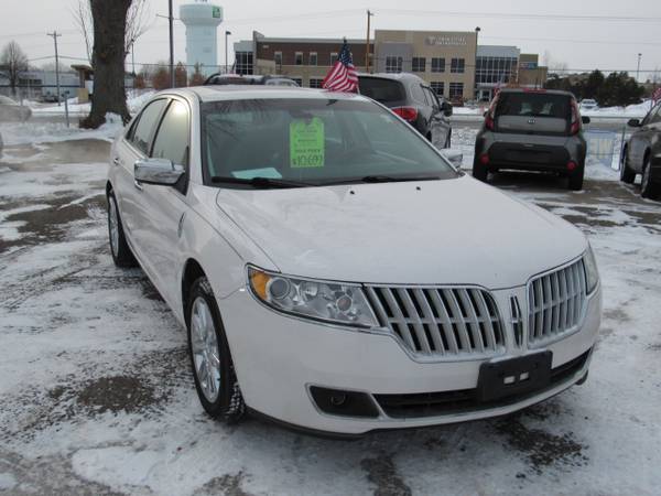 2011 Lincoln MKZ 4dr Sdn AWD - - by dealer - vehicle for sale in VADNAIS HEIGHTS, MN – photo 3