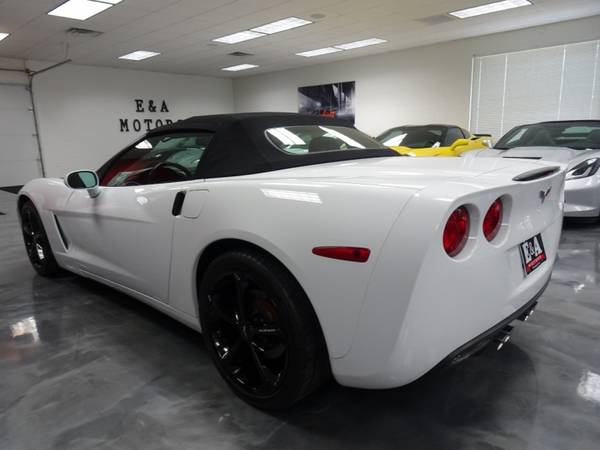2012 Chevrolet Corvette 1LT - - by dealer - vehicle for sale in Waterloo, WI – photo 24