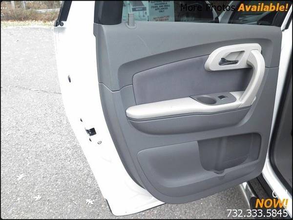 2009 *CHEVROLET* *TRAVERSE* *LS* *SUV* *8-PASSENGER* for sale in East Brunswick, PA – photo 18