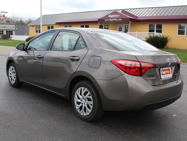 2019 Toyota Corolla LE - - by dealer - vehicle for sale in Goshen, IN – photo 3