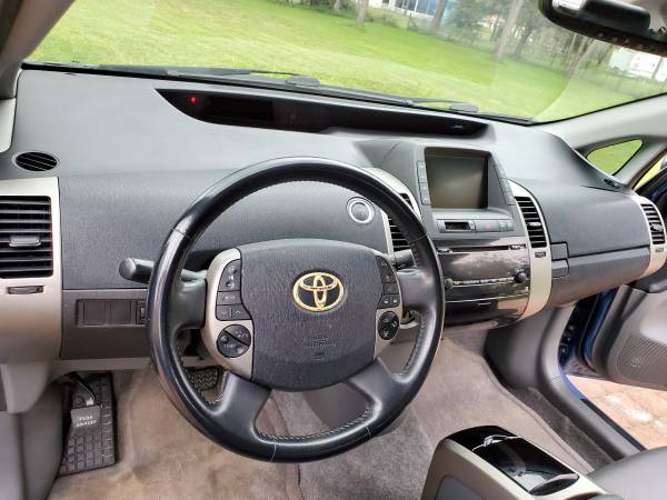 2009 Toyota Prius Touring - cars & trucks - by owner - vehicle... for sale in West Palm Beach, FL – photo 3