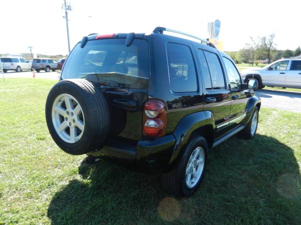 2005 Jeep Liberty Limited, Auto, V6, 4X4, Leather - cars & trucks -... for sale in Georgetown , DE – photo 5